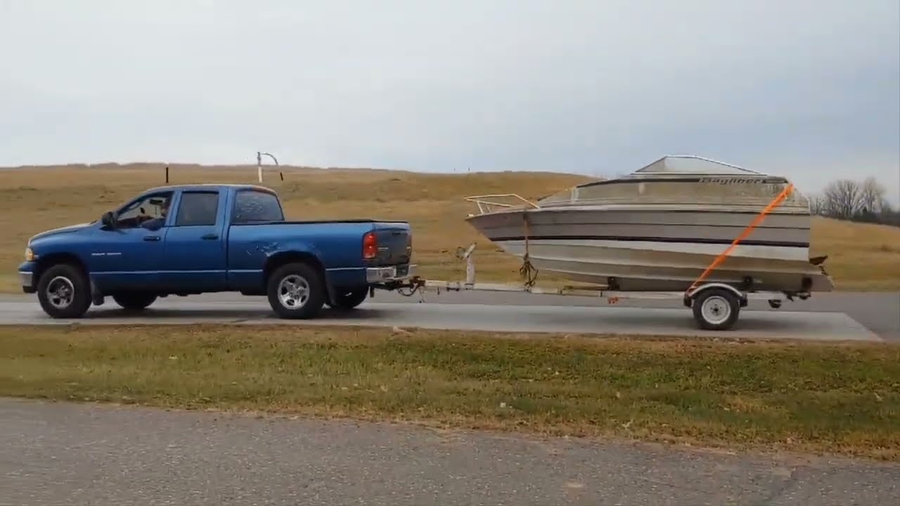 How to Dismantle a boat from the ground and get to it the Landfill