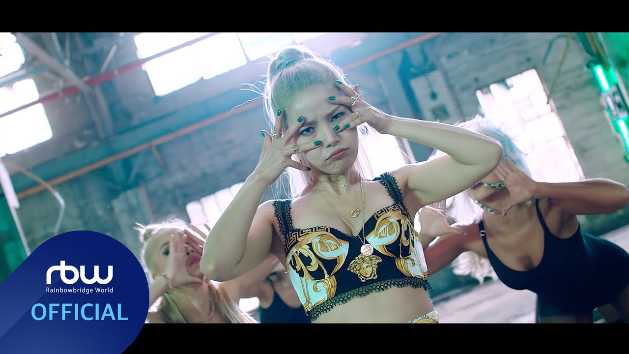 [Special] 솔라(SOLAR) - 뱉어(Spit it out) MV Performance ver.
