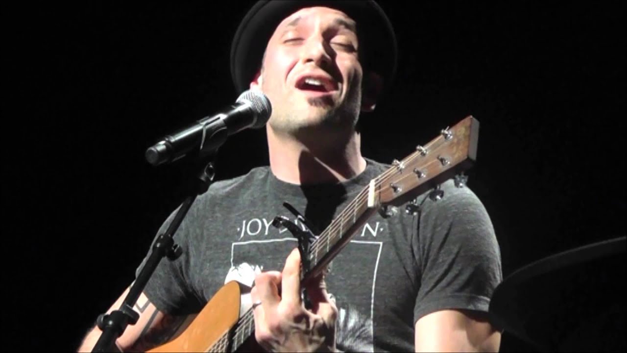 Mondays Night - Drew Sarich - Medicine Chest