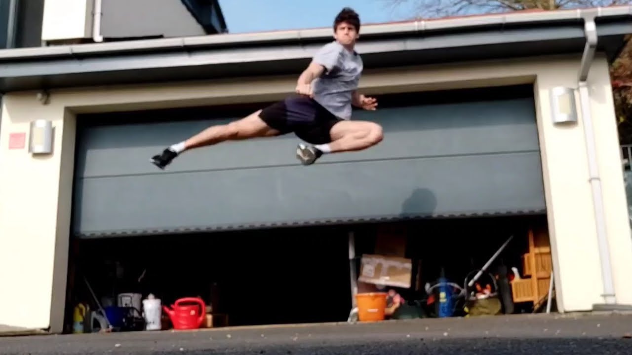 Exercise Tutorials: Body Combat Evasive Jumping Sidekick