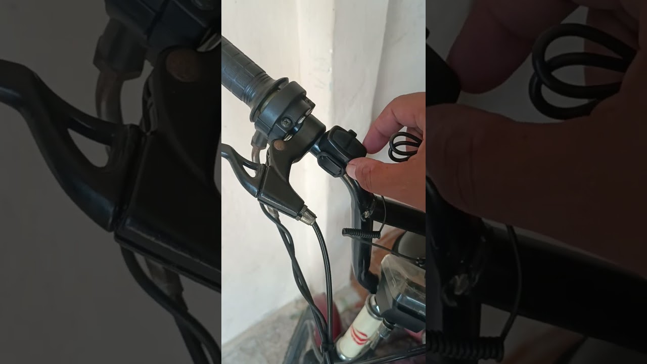 Kit com lanterna da frente, buzina, controle de luzes, pisca pisca traseiro, pinos coloridos. 