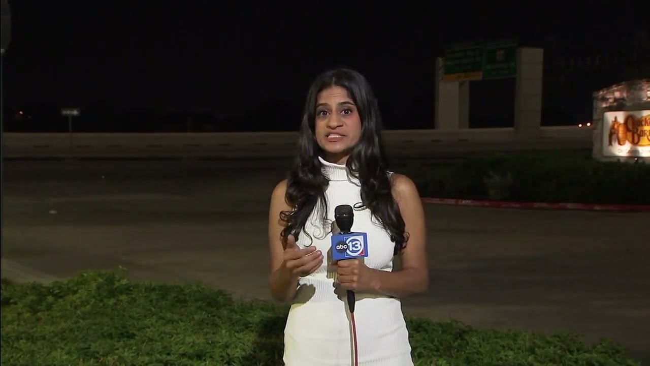 5 killed, several injured after rollover crash in Pearland: Police