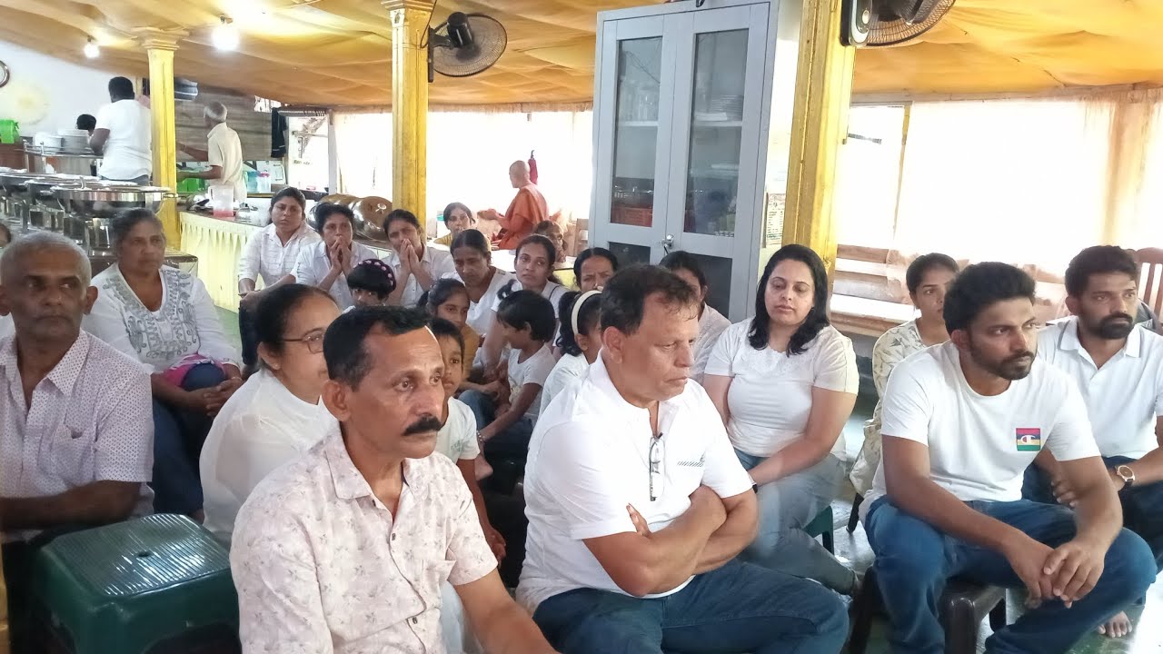 නුවර ගුරුදෙනියේ,පැණිදෙනියේ පදිංචි දර්ශිකා ගයානි තෙන්නකෝන් මහත්මිය හා අසංක සම්පත් ආර්යවංශ මහතා විසින්