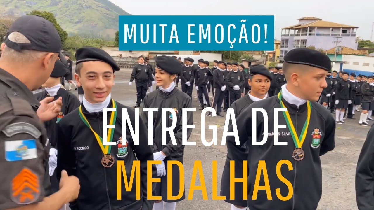 Emoção na entrega das medalhas no Colégio Militar da PMERJ