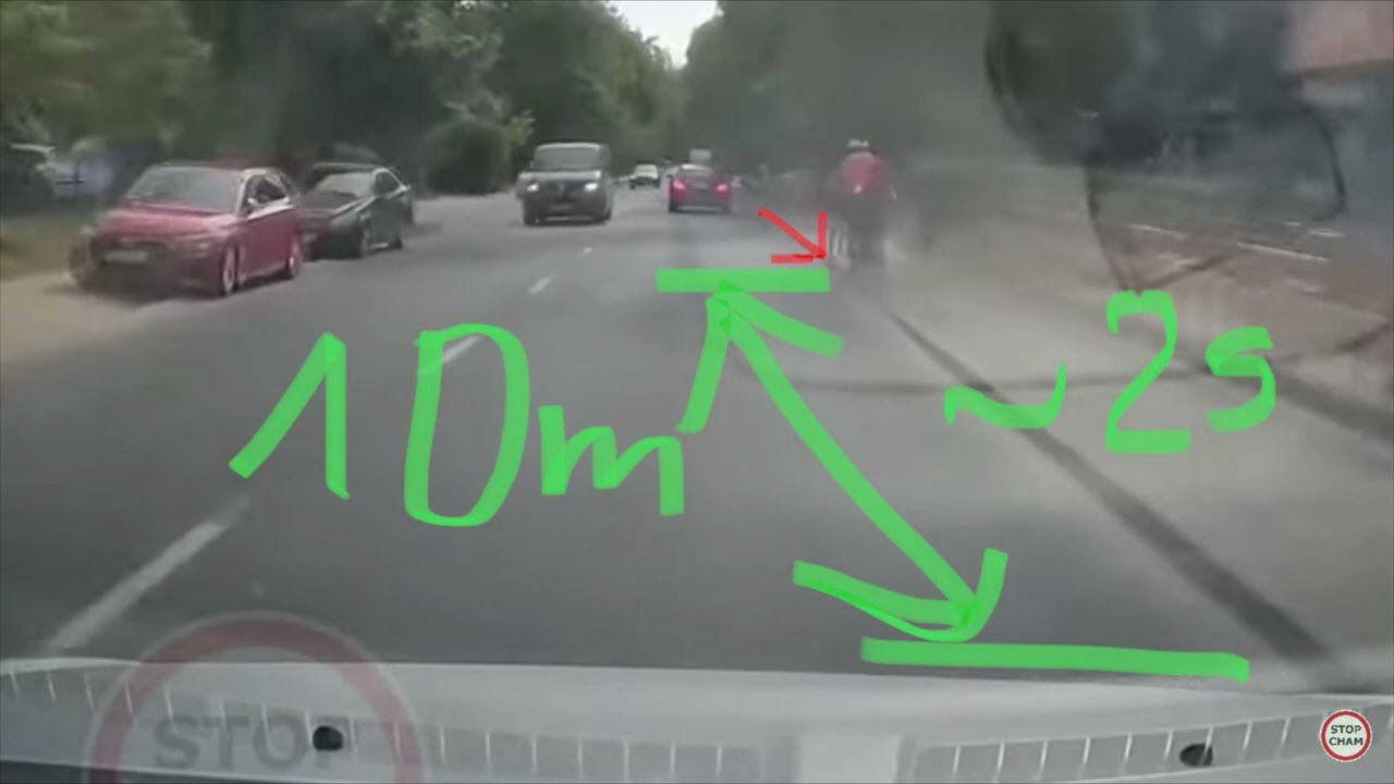 Kierofca z psiepsieńśtfem, nie reaguje 2s aby potem przydusić na styk i przebić się z trąbieniem