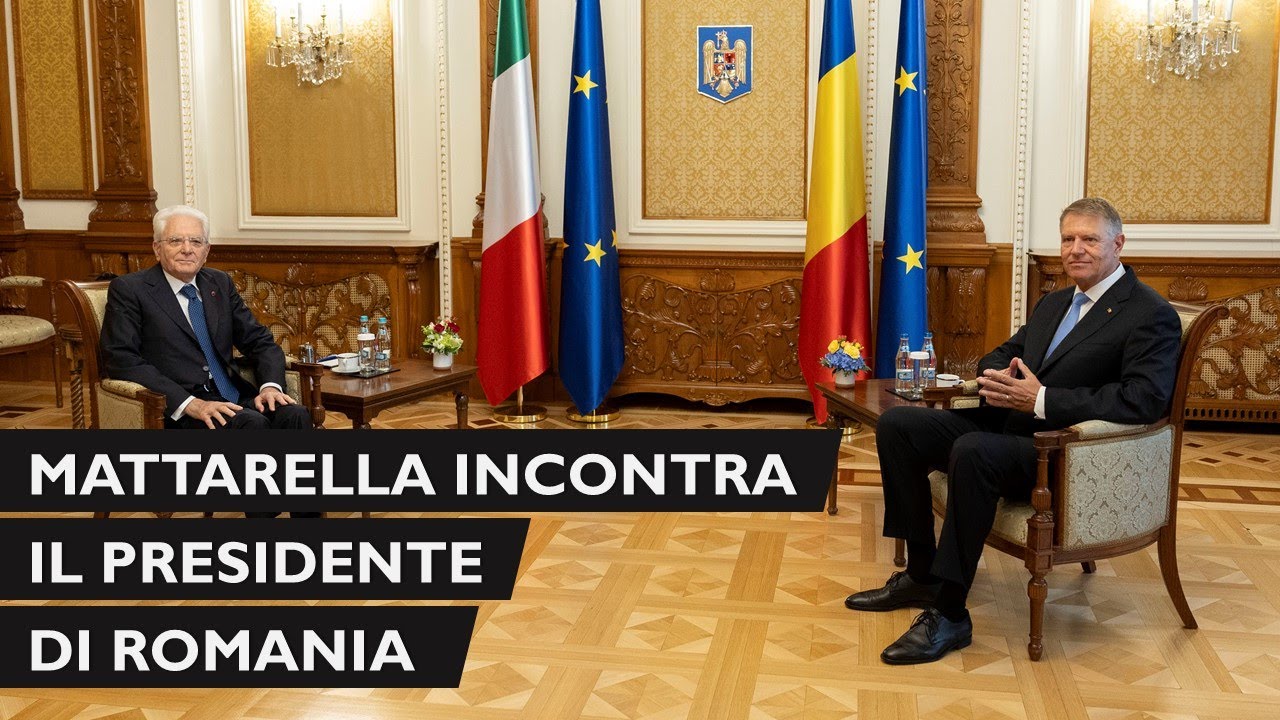 Mattarella incontra il Presidente di Romania, Klaus Iohannis al Piazzale di Palazzo Cotroceni