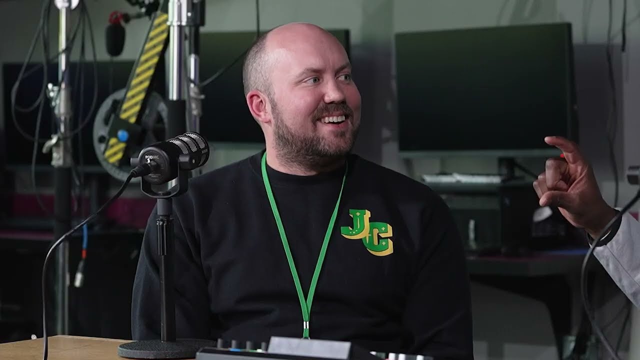 Maxie's Minute Ep 3 featuring Dan Falkner