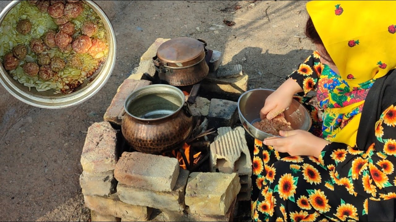 Rural lifestyle _ Iranian rice with the most delicious traditional stew in the village