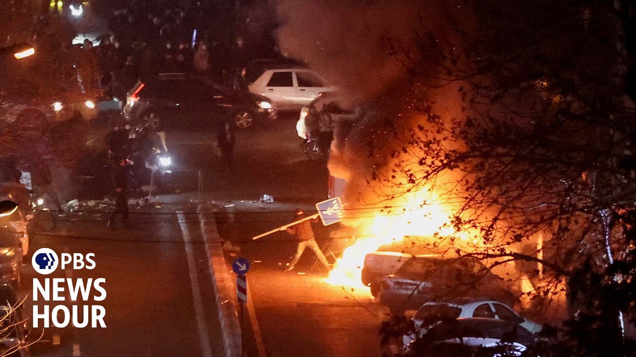 Iran protests escalate as regime crackdown leaves more than 500 dead