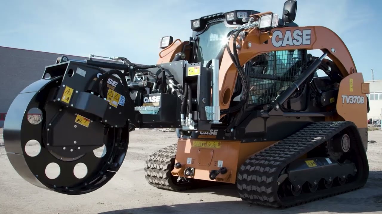 EUROPE: CASE - Every task has its tool. Every tool needs the right machine.