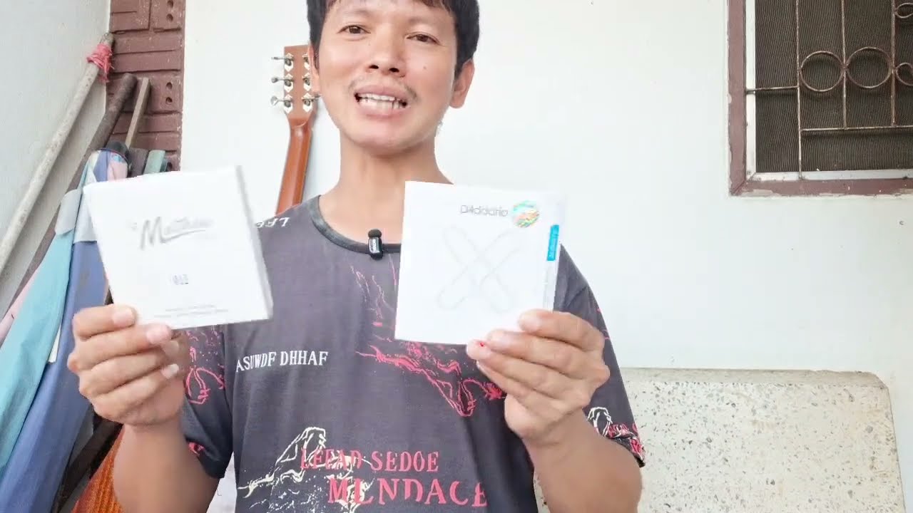 สายกีต้าร์โปร่ง 2 แบรนด์นี้ มีความต่างกันอย่างไร
