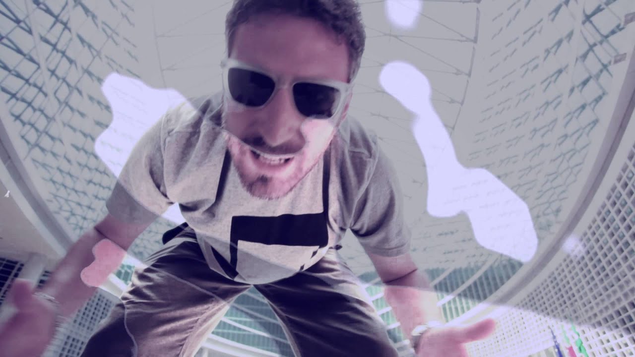 SIRUAN - PEZZI DI CUORE feat Helloex