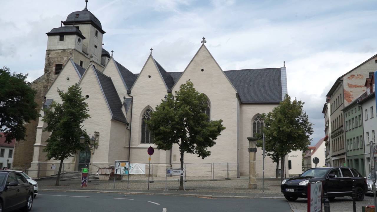 Ausschnitt eines Spaziergangs durch Zeitz, der Stadt des Kinderwagens