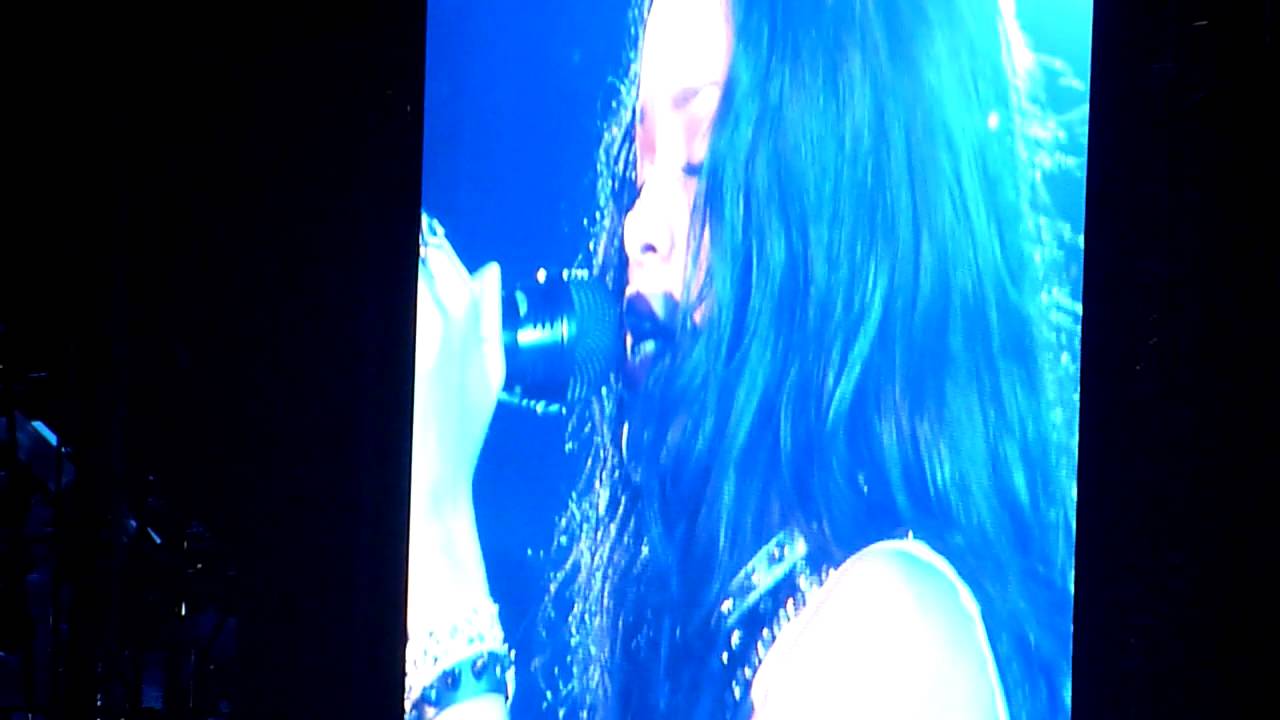 Rihanna- Stay Live Detroit