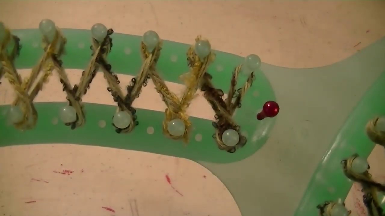 Vlog Week 10   Figure 8 stitch on s loom tips