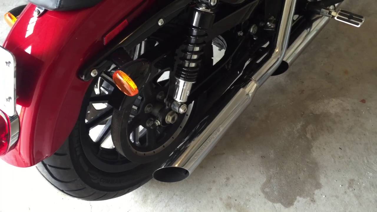 Screaming Eagle exhausts on a 883Iron