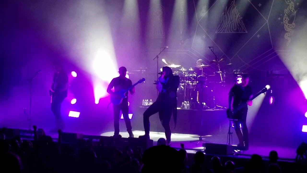 Trivium - Pull Harder on the Strings of Your Martyr (Johannes Eckerstrom Avatar) Live Berkeley, CA
