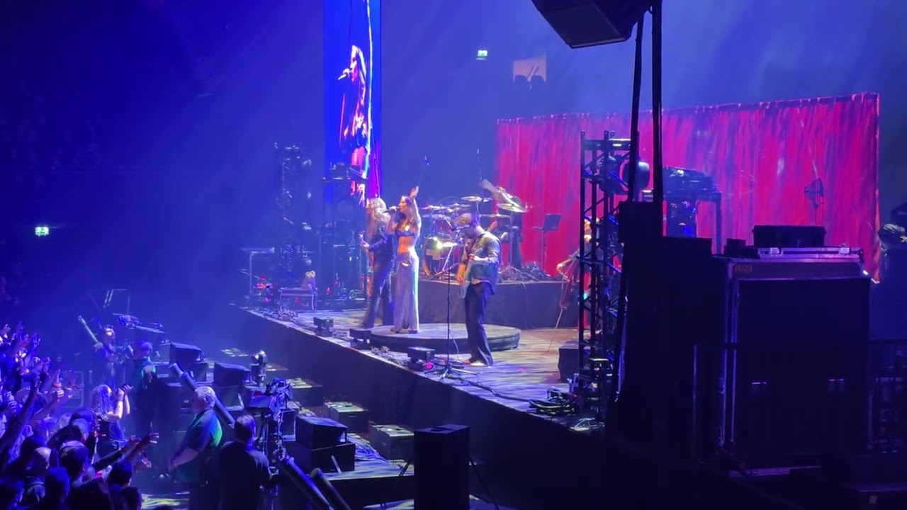 Charlotte Wessels The Obsession - Soft Revolution (live @ZiggoDome Amsterdam, 7-2-2026)