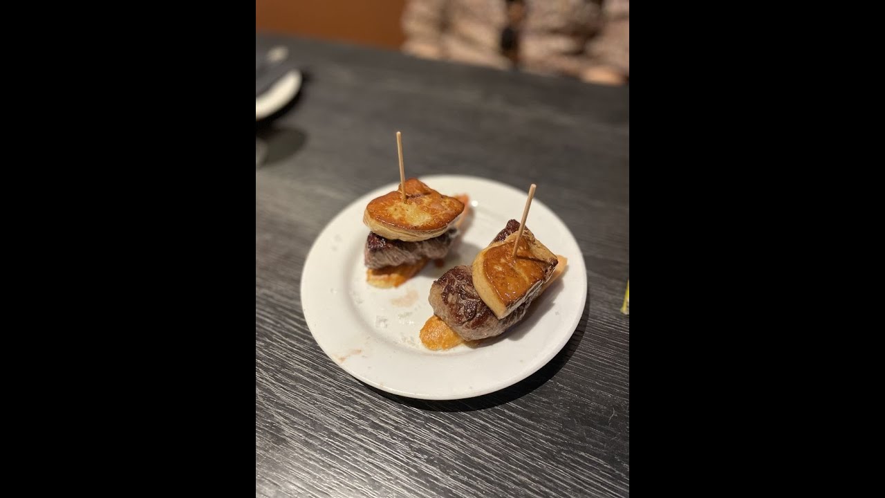 Tenderloin with Foie | Cerveseria Catalana | Barcelona, Spain