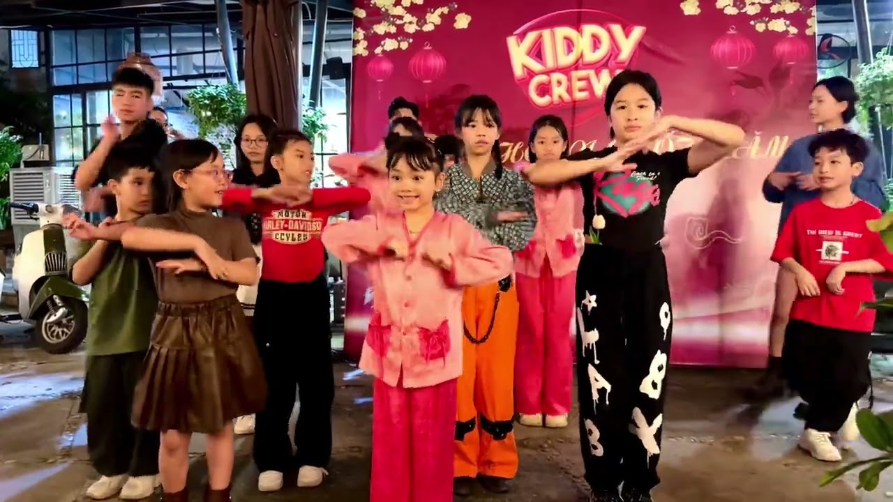 Thi đấu random giữa đội Vô đối và đội Loăng quăng 😎#kiddycrew #minhx #lecirque #xuhuong #dance
