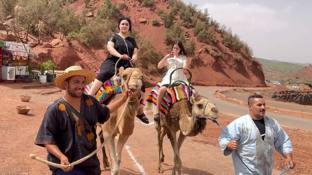 أحسن نهار مع عائلتي فمركش يوم ملاكي ولاكن وقعت كارتت 💣 فاتي وامينة طاحو من جمل 🤣 فاتي كانت اتموت😭