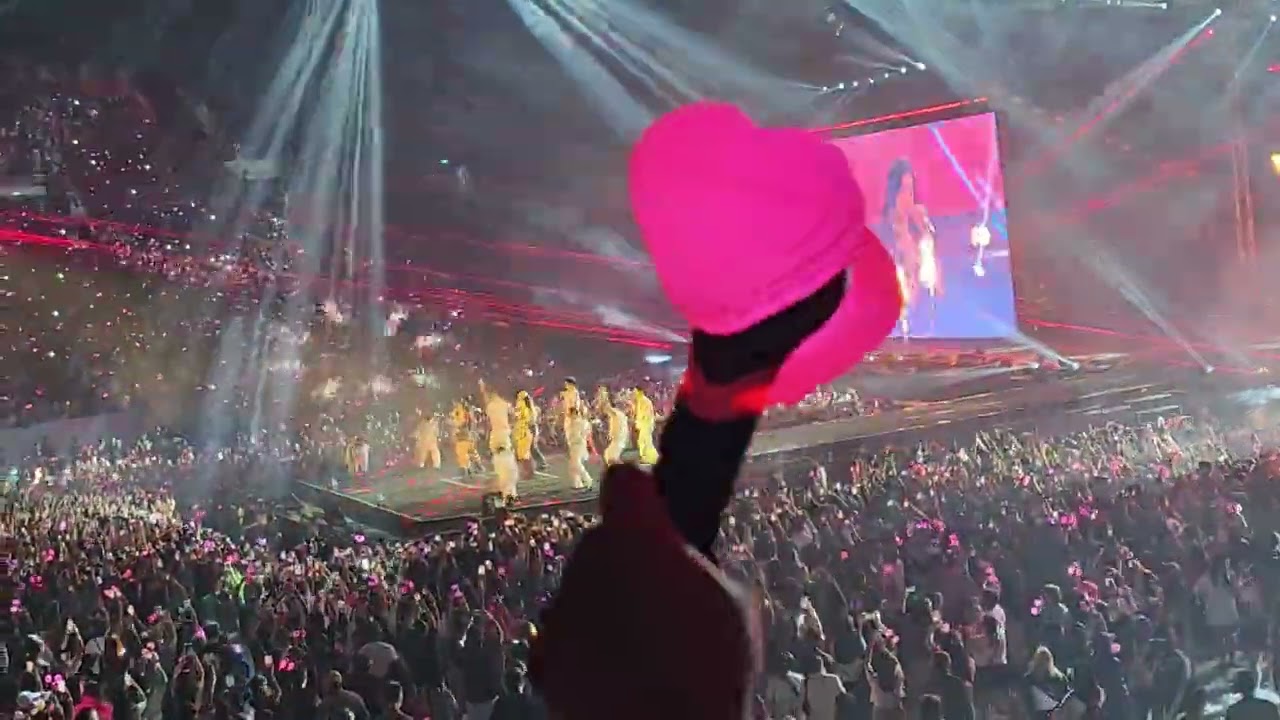 BLACKPINK WORLD TOUR [BORN PINK] MANILA (BULACAN) - Ddu-du ddu-du +  Forever Young