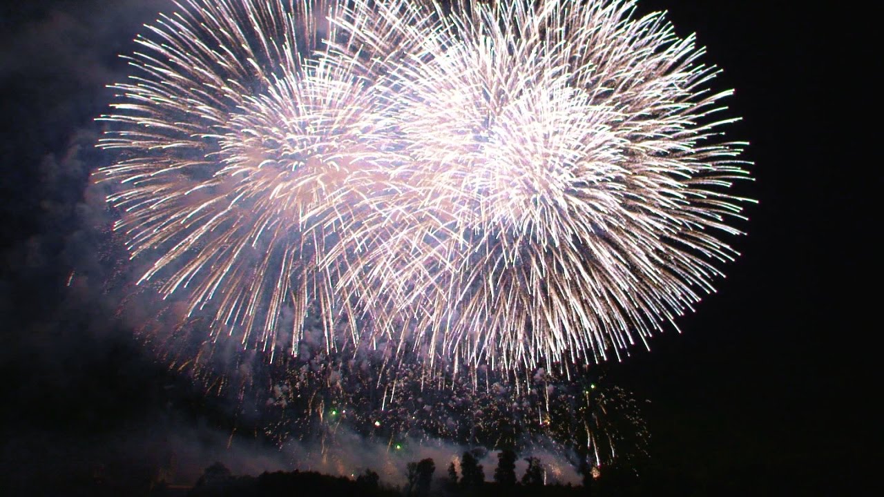 Feuerwerk in Vaduz zum Staatsfeiertag Liechtenstein 2016
