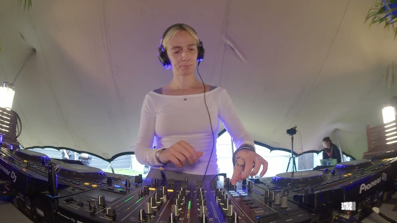 JESS HANDS | Subtle Radio x Waterworks Festival 2025