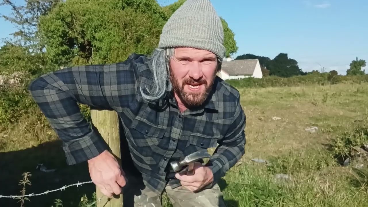 Saturday's growing up in the Country 🇮🇪🧑&zwj;🌾.
