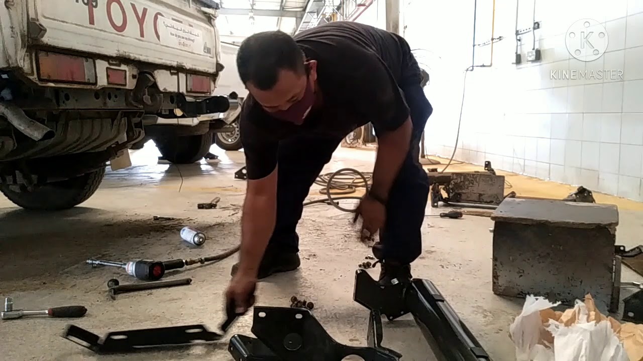 Replacement Rear Bumper, Toyota Land Cruiser 2017 model, Repair by :Cesar Betorio #83