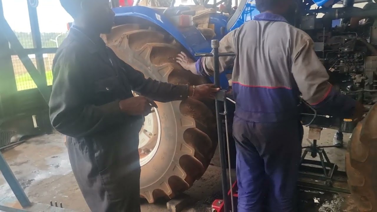 how to split a tractor and fix the clutch