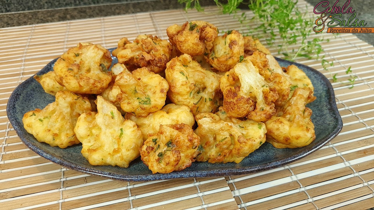 Receita de COUVE-FLOR EMPANADA E FRITA: Simples e Deliciosa | Cebola e Salsa