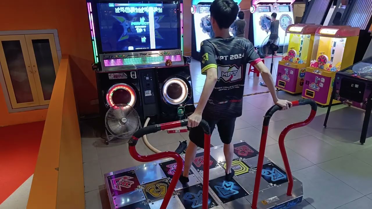 Pump It Up - DOOF SENC D23 960k AAA+ FG