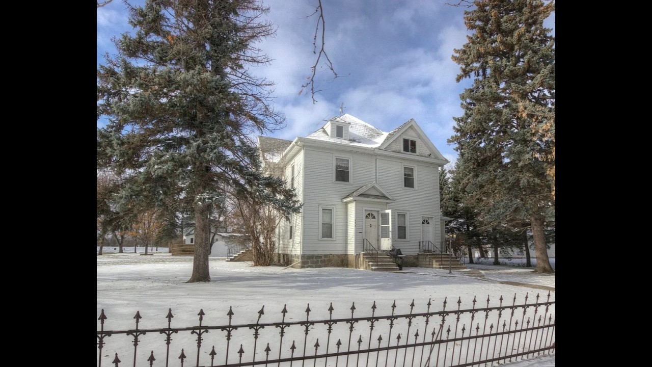 305 3rd St N #1 - Video Tour