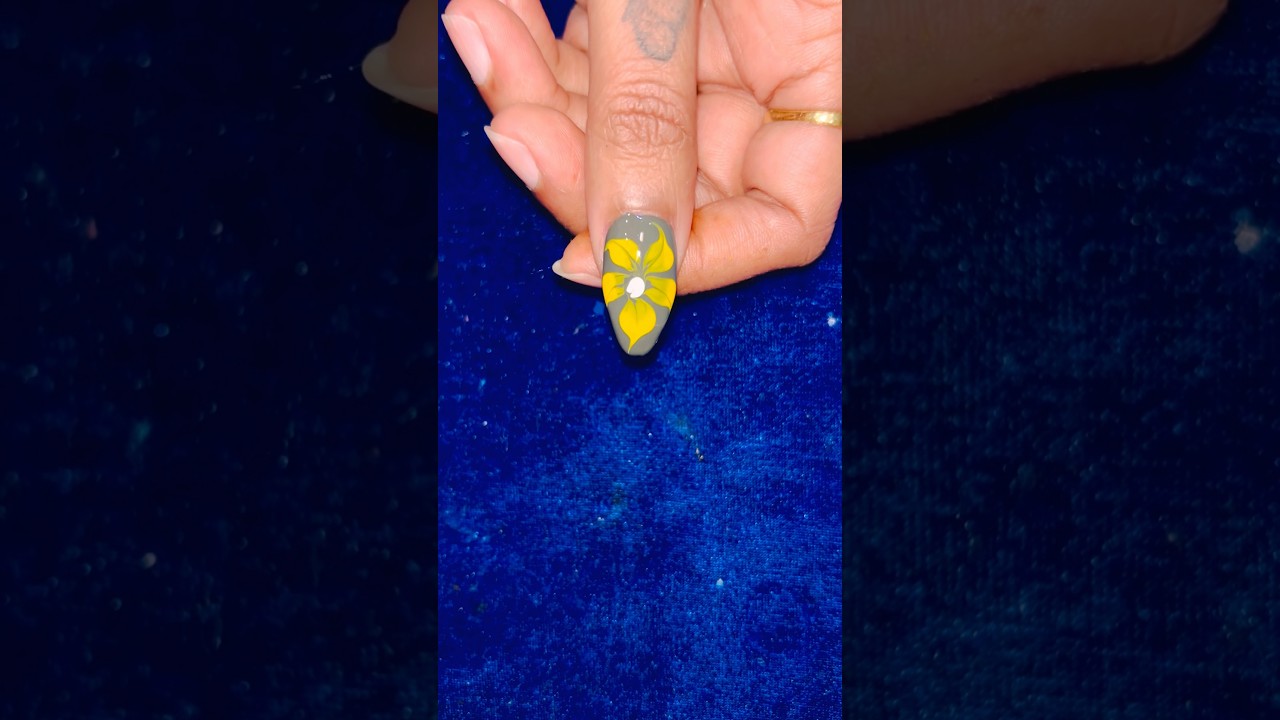 Дизайн ногтей дома 💅 #тренды #простыеногти #ногти #нейларт