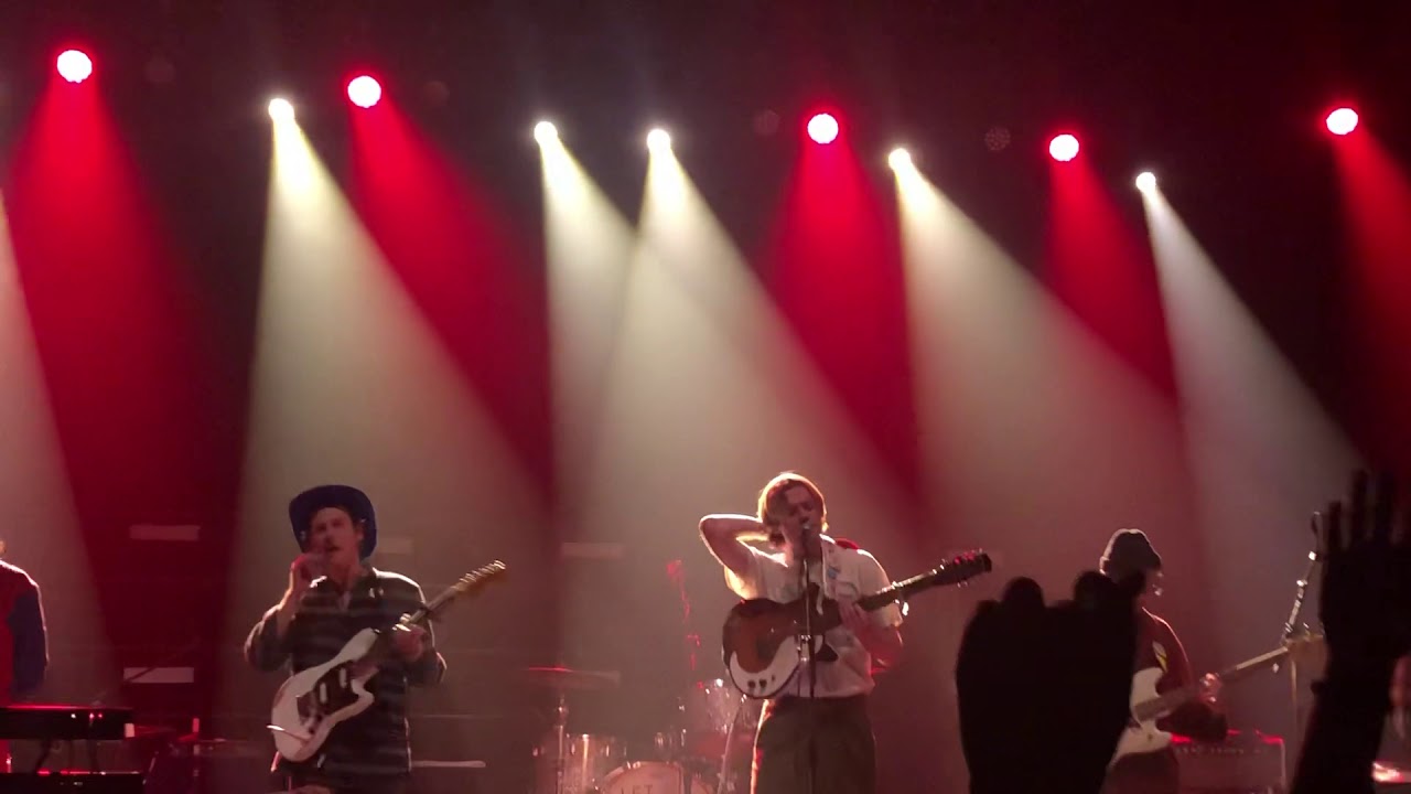 Dayglow- False Direction (Live 11/1 @Vic Theatre)