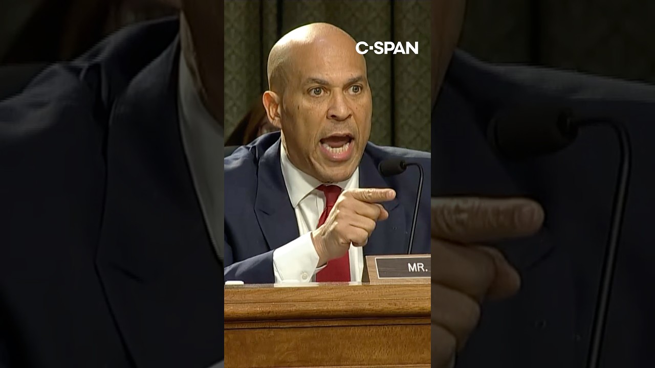 Booker: &ldquo;You are utterly incompetent&rdquo;