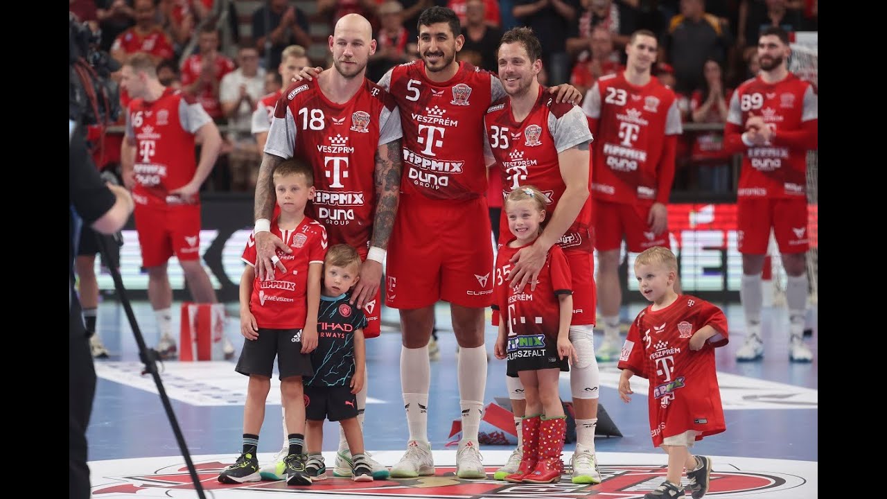 „Itthon vagy!” – így búcsúzott el a veszprémi tábor a távozó játékosoktól