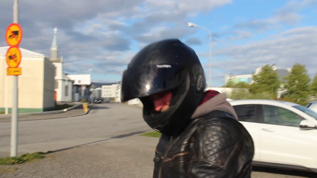 Frank Russel rides Yamaha MT-09 SP in Akranes