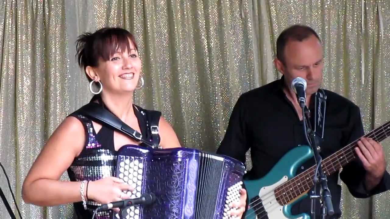 Stephanie Rodriguez gala accordéons Gencay 2012