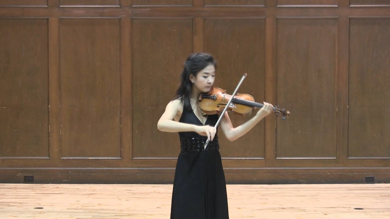 Yoojin Jang plays Bach Fuga from Sonata No.1 BWV1001 (SiMon)