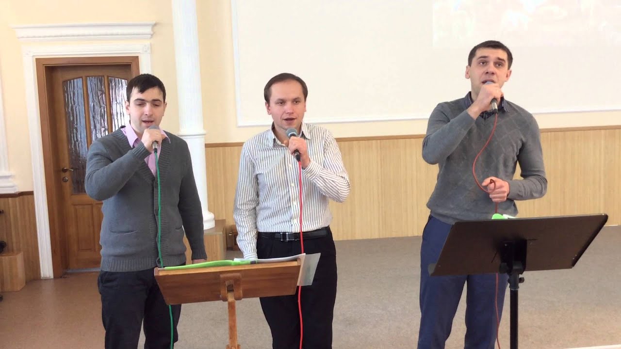 Земля седая спит холодной ночью