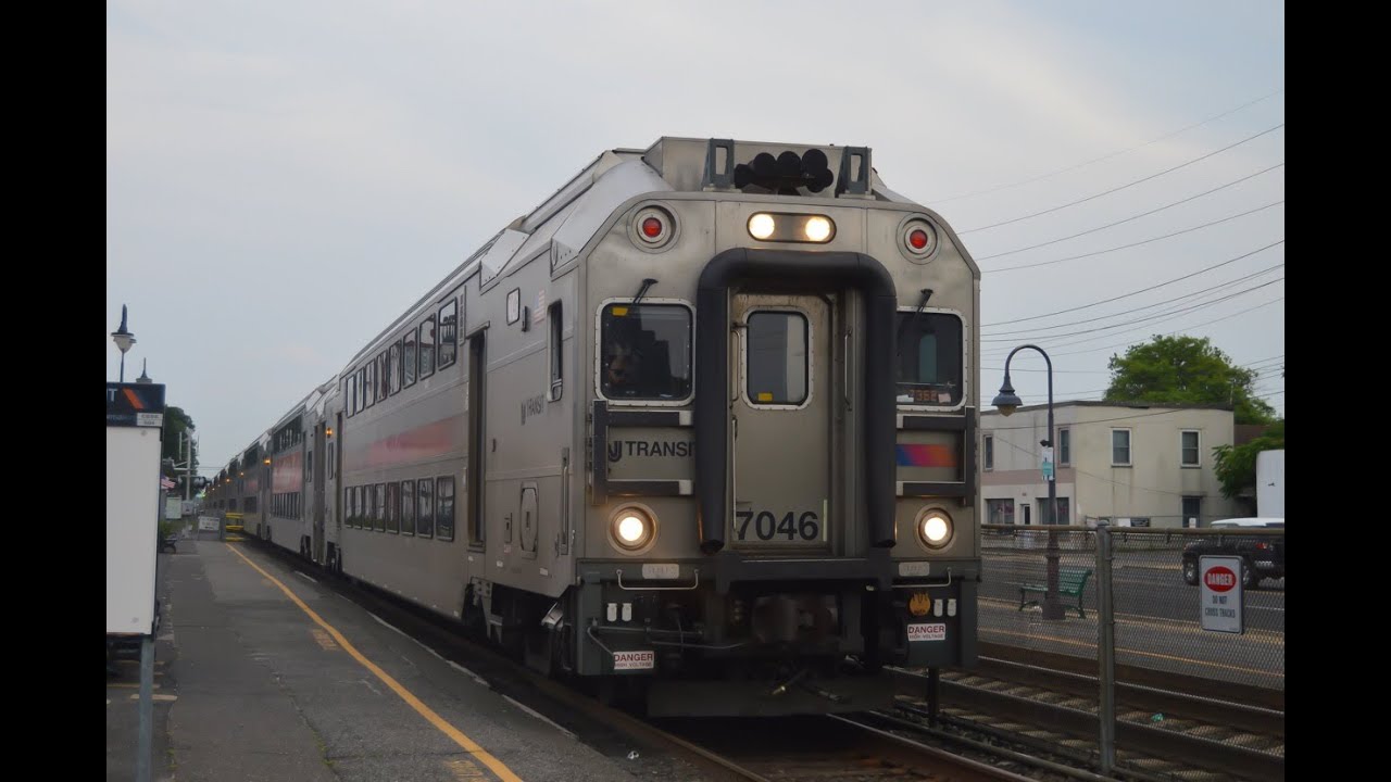 Railfanning in Bradley Beach with Multilevels, One Seat Ride, and Great Horns