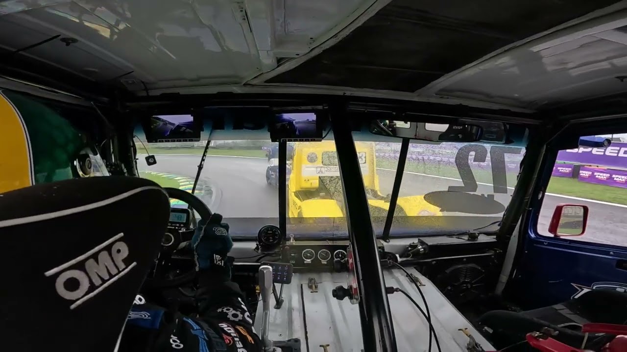 Onboard do piloto Djalma Fogaça em Interlagos - SP