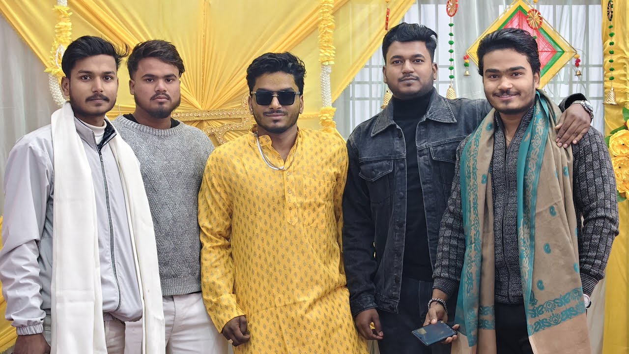 Birthday celebration and haldi photo shoot  or hamari masti 😁😁