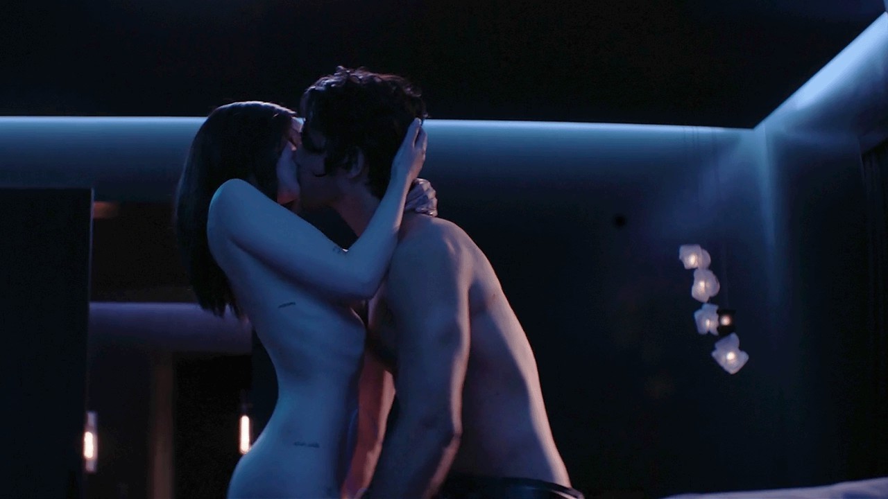 Kiss And Love &ndash; Burning In Your Eyes (Official Music Video)