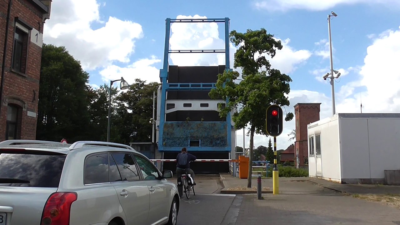 Brugopening Brug 1 Turnhout Ophaalbrug/ Pont Basculant/ Drawbridge/ Klappbrücke