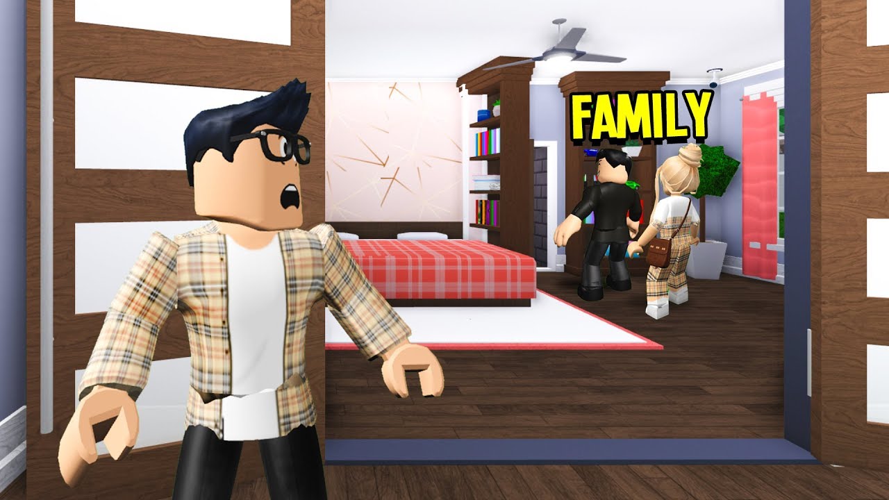 У богатой семьи был зловещий секрет. Меня усыновили, и я его раскрыл! (Roblox Bloxburg)