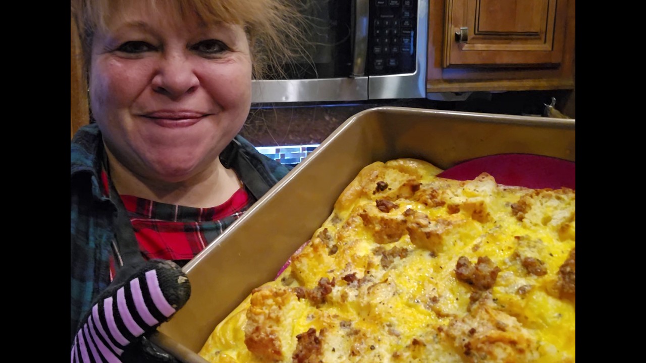 Fast Easy Breakfast Casserole for 2 w left over biscuits. has eggs, sausage and cheese