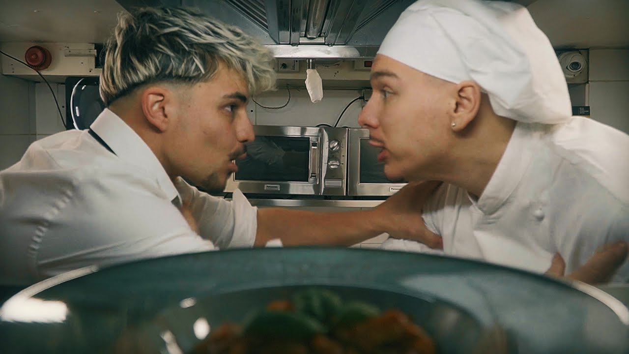 GIULIO x BAYZI - BON APPETIT (Official Music Video)